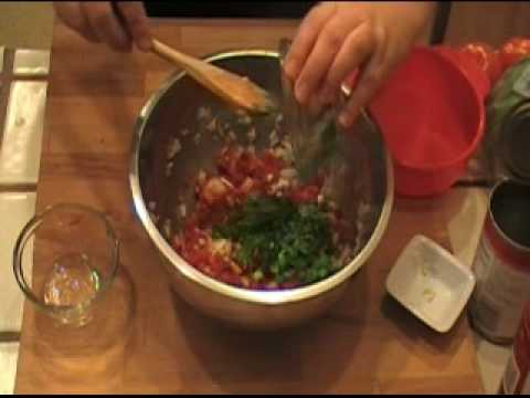 How to Make a Quick Salsa with Canned Tomatoes