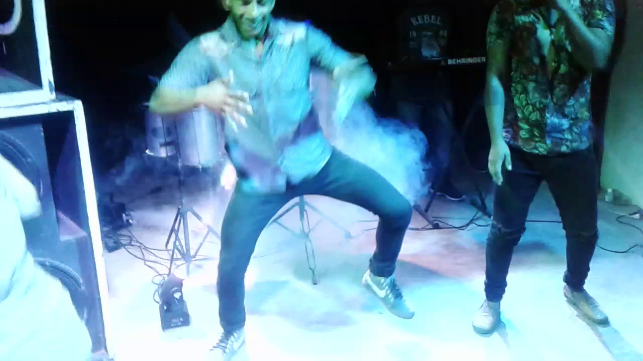 show banda,forró na zona,só quer vraw