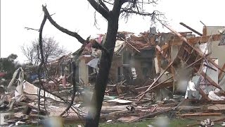 Deadly tornadoes cause widespread damage in Texas