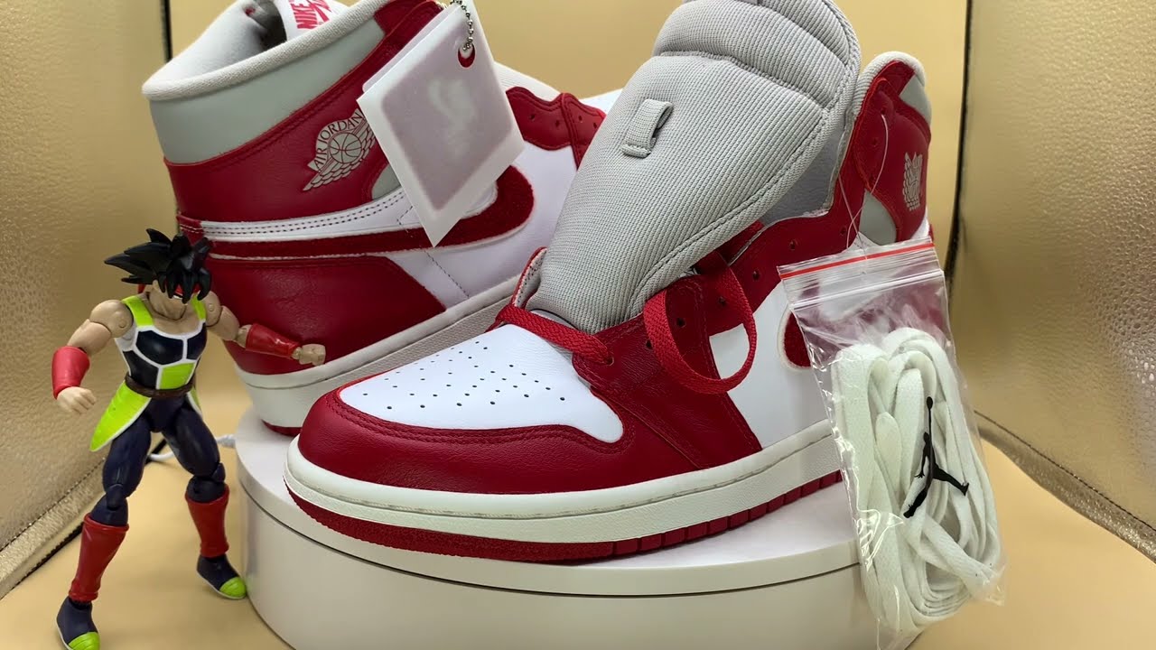 [Review 52] - Jordan 1: Chenille Varsity Red 2022