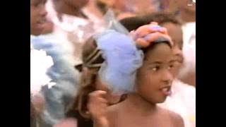 Chico et Roberta  ( Festa No Mar  / Clip )