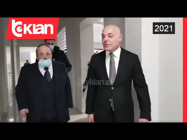 Edi Rama e prezanton si të re çantën e para katër viteve të Louis