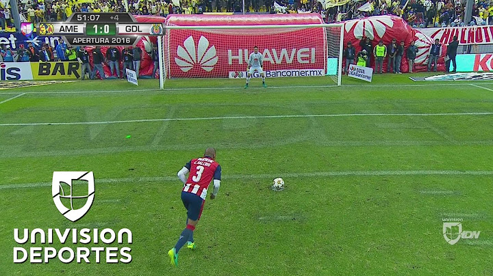 Polémico penal que Carlos Salcido se encargó de marcar para el 1-1