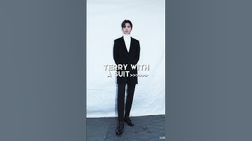 [TXT] Terry with a suit is end of our lives 🔥 #txt #moa #shorts #taehyun