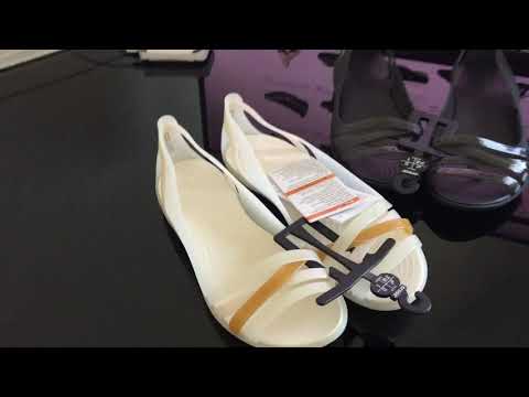 Женские балетки Crocs