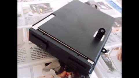 Guide to Fitting a Custom 3.5" Floppy Drive in an Amstrad PCW 8256 / 8512 Computer