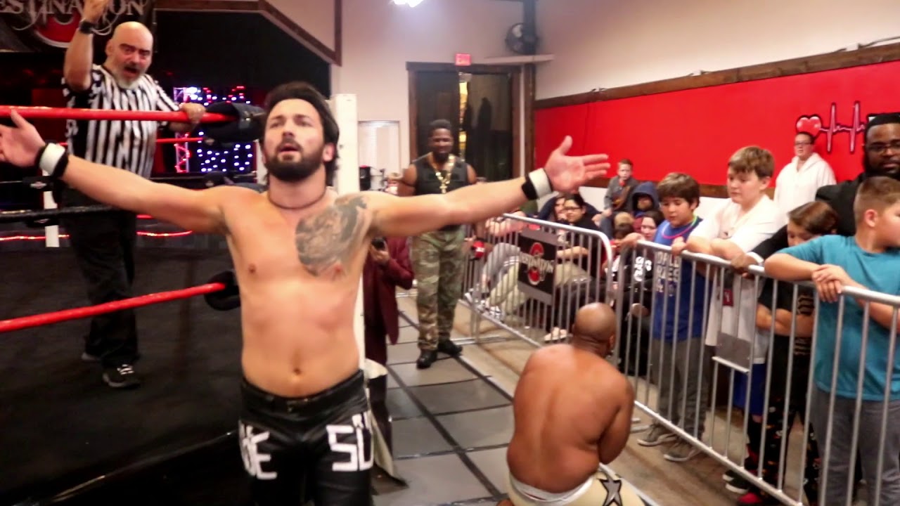 D6W Olijah Friday vs Richie Slade D6W  Heavyweight Championship