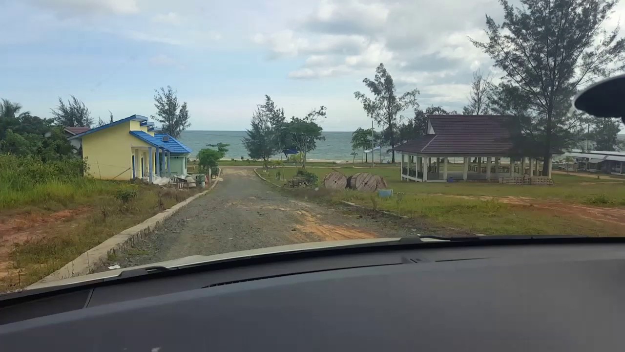 Pantai Angsana Kalimantan Selatan