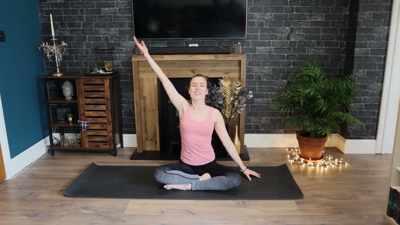 Body Positivity & Self Love Yoga 🫶 - YouTube