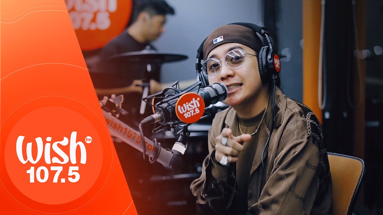 JRoa performs Natagpuan LIVE on Wish 1075 Bus