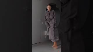 Abe Just-Jelly Hai Kya?