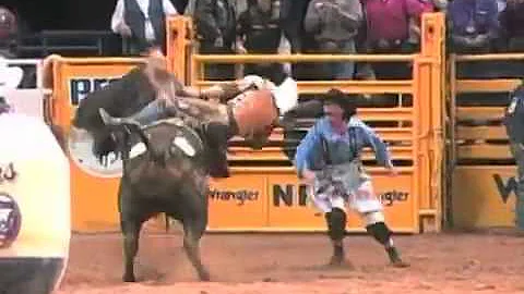 Vince Stanton vs Gas Hog - 99 NFR, Rd 9 (93 pts)