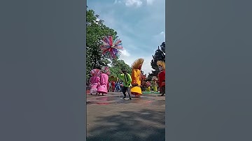 Tarian Ondel-ondel di Taman Mini Indonesia indah #tmii #fypシ゚viral
