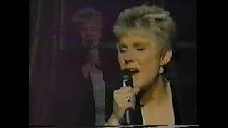 Anne Murray - Cry Me A River - Croonin&#39; TV Special