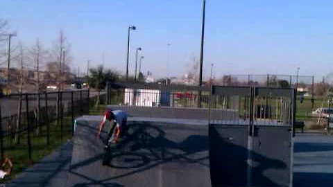 Ricardo deleon bmx