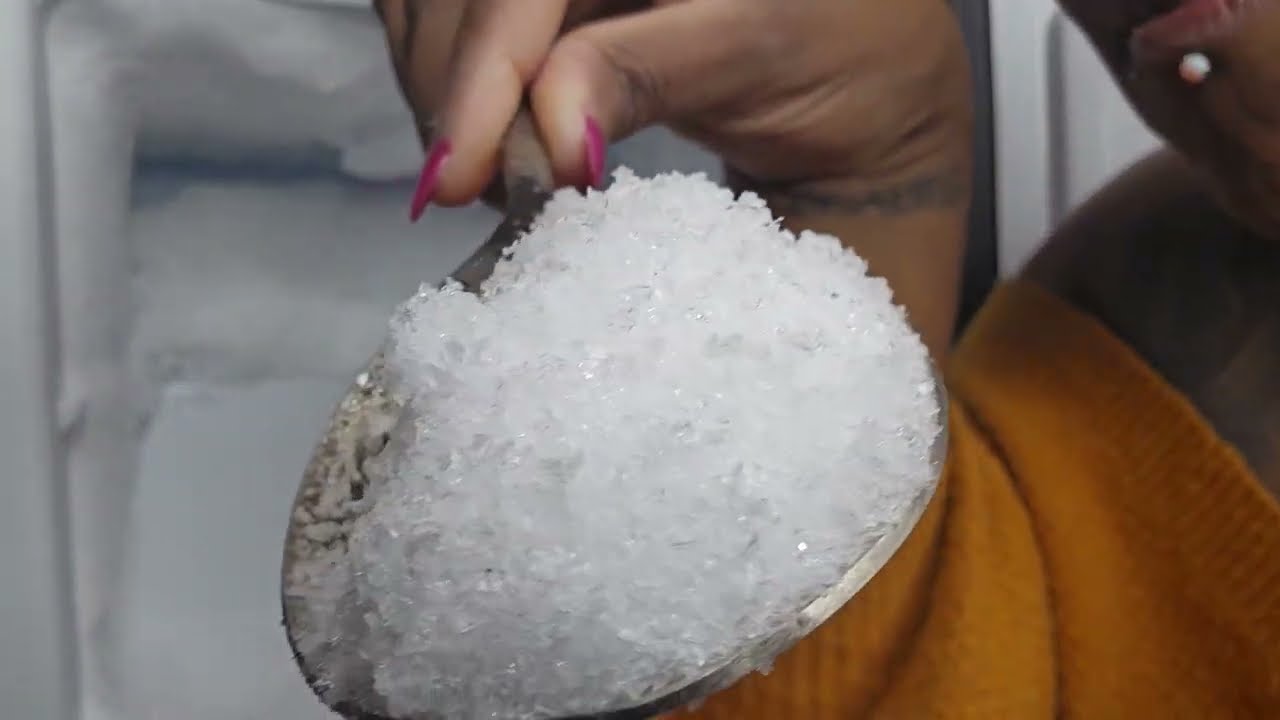 BIG CRISPY HUMIDIFIER BITES (BIG SPOON) #iceeating #asmr #asmrice