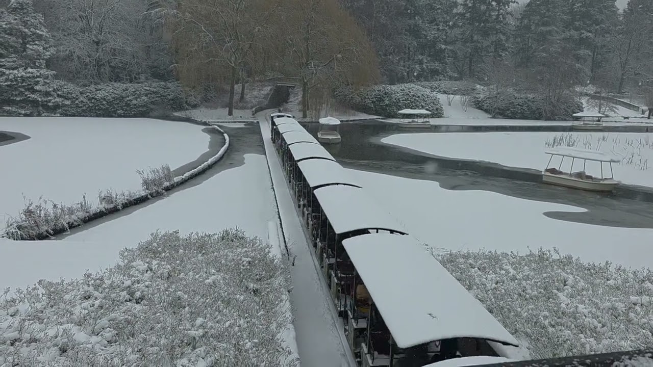 EFTELING  2026 20 cm sneeuw.