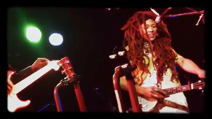 Valerie June w/ Booker T Jones "Somebody To Love" ...