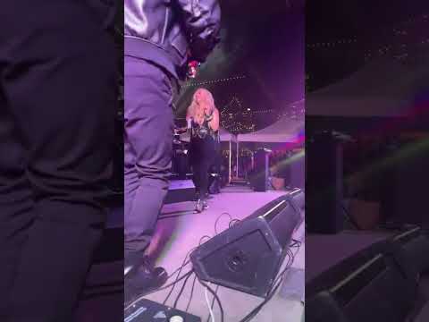 کنسرت سپیده در ونکوور آهنگ اگه عشق همینه