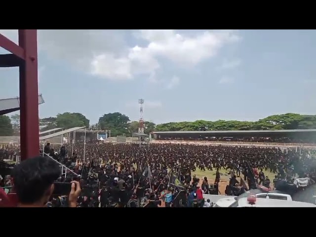 tapak Karuhun banten di stadion Maulana yusuf class=