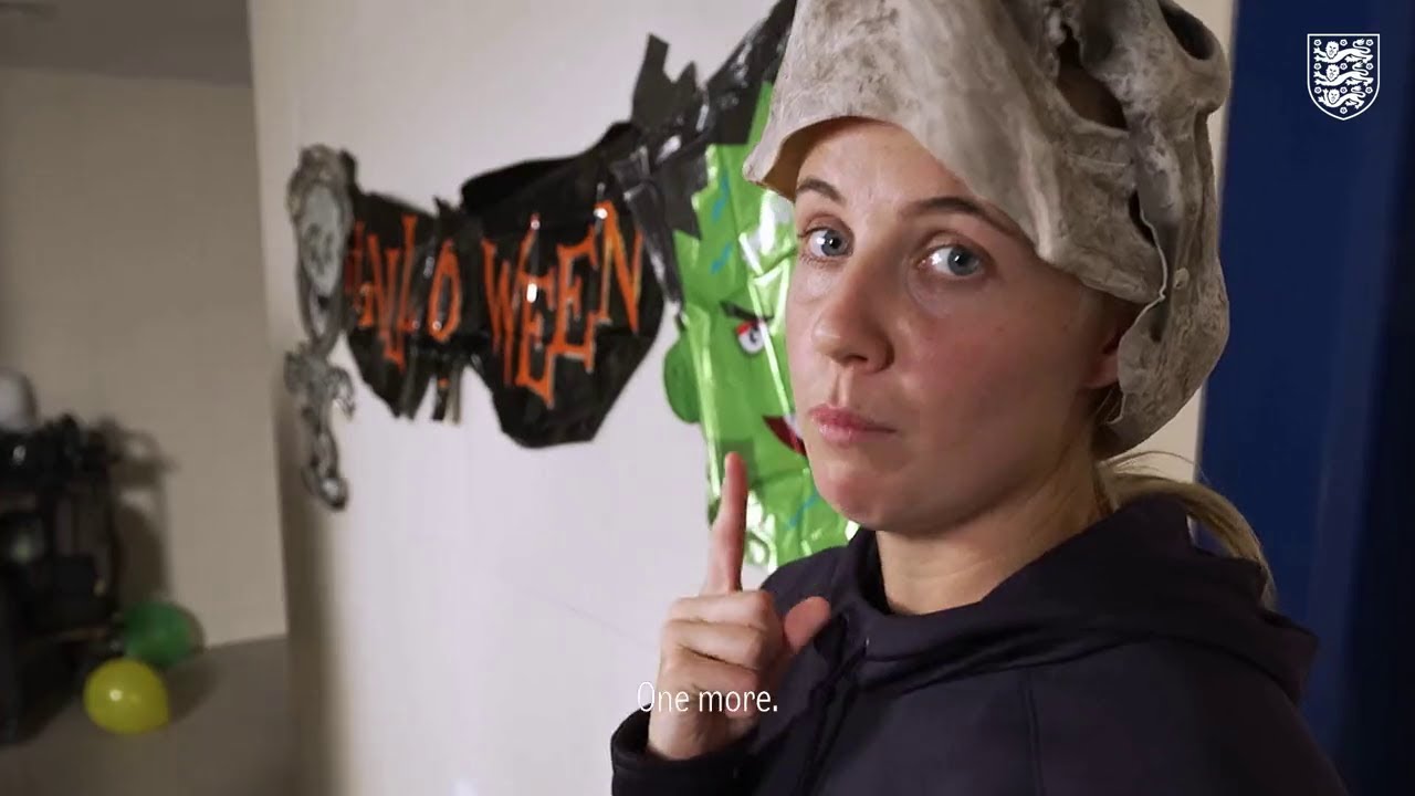 'Tis the season for SCARING with Beth Mead