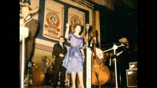 Patsy Cline - Tra Le La Le La Triangle chords