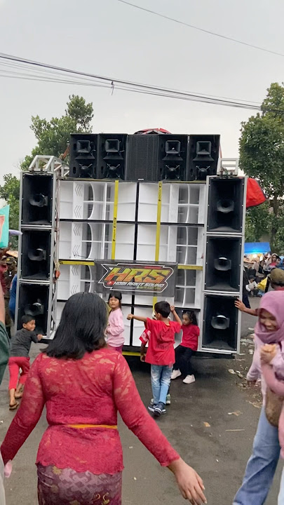 Sound horeg hrs audio 8 sub f1 karnaval banjarsari