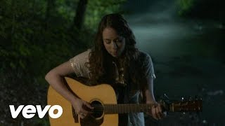 Vignette de la vidéo "Sarah Jarosz - Run Away"