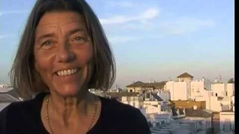 Why people learn Bulgarian (with subtitled Bulgari...