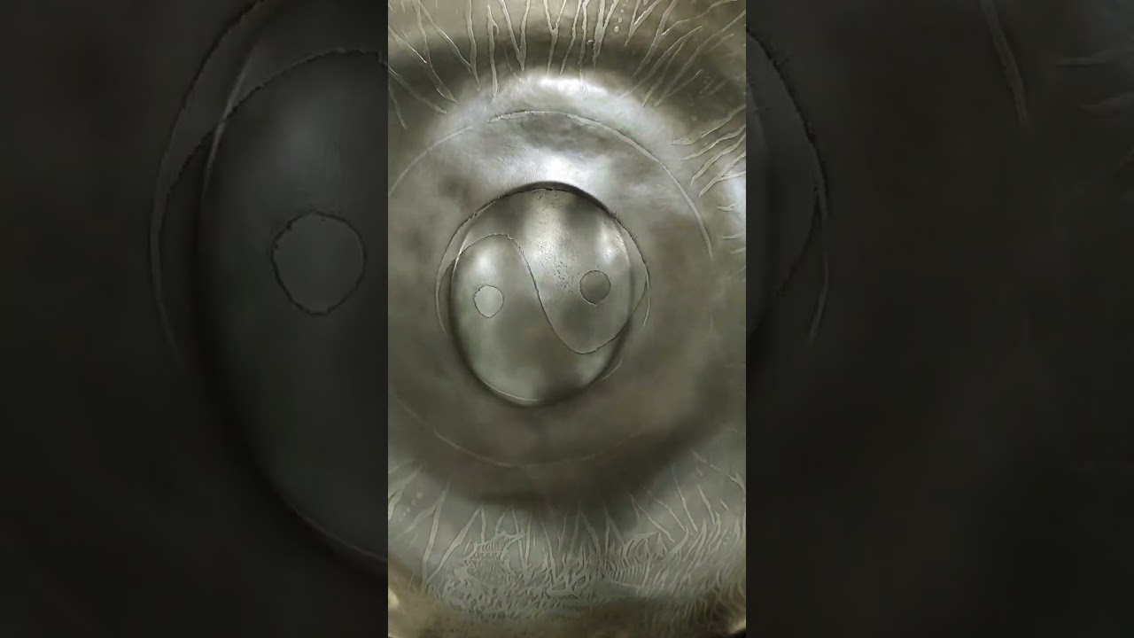 Handpan Overtone Asian dragon Celtic D + 2 notes back side