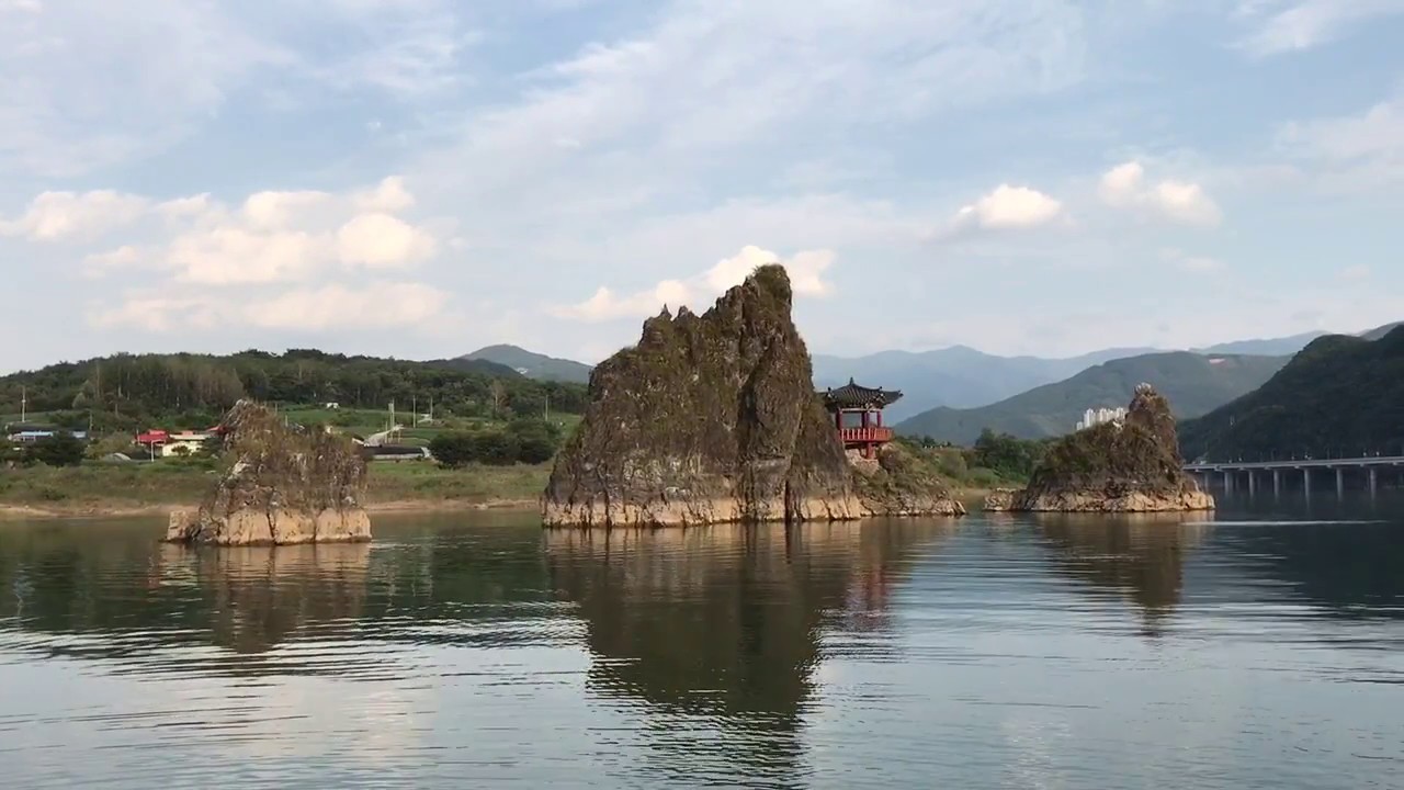 (단양팔경) 단양8경 도담삼봉 ! 힐링주의 ! Korea Eight Scenic Views of Danyang ! - YouTube