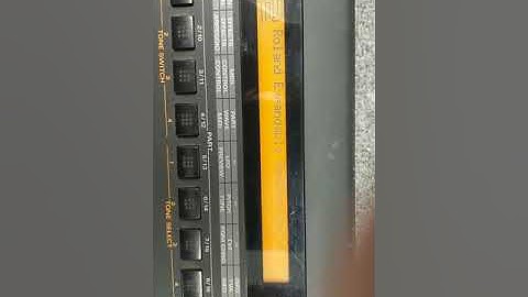 Roland XP-30 Power On