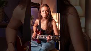 Video thumbnail of "AC/DC - Highway to Hell solo (Cover by Chloé)"