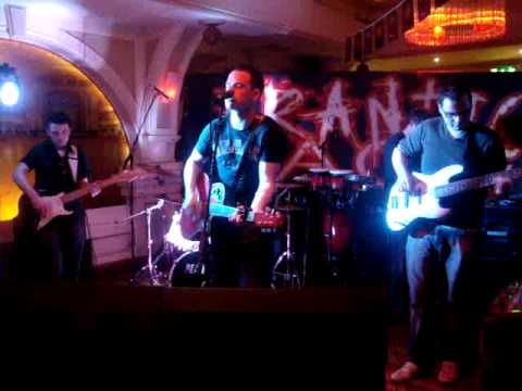 Frantic Jack - Soar (Live in Judge Roy Beans 27th March 2011)