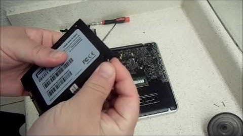 How Upgrade Install Macbook Pro Laptop SSD Hard Drive Solid State (Unibody A1278 MD101LL/A SATA 111)
