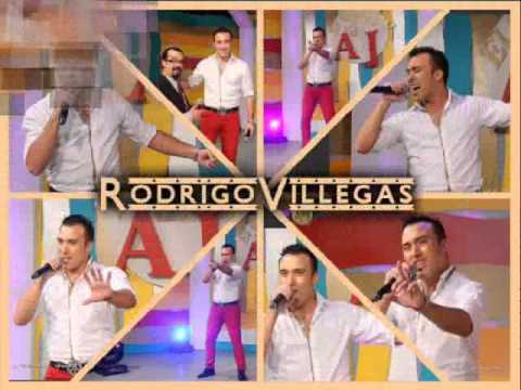Watch the video for Vivir asi