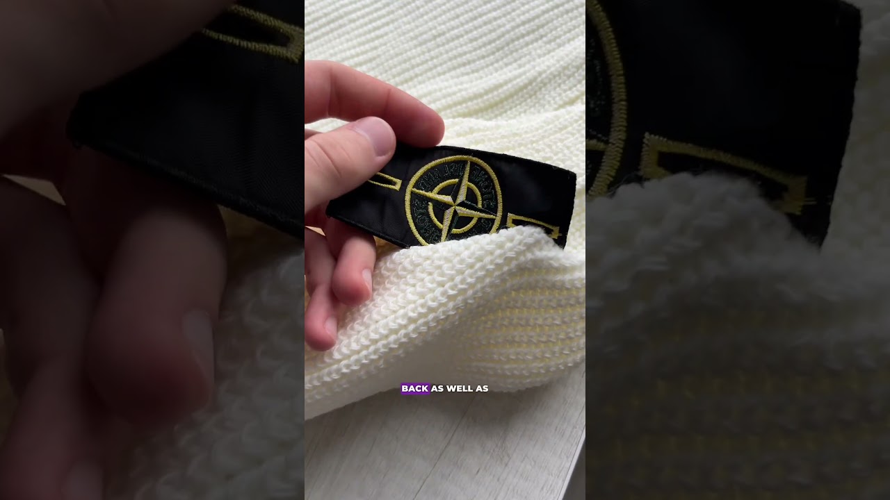 STONE ISLAND KNIT SWEATER  