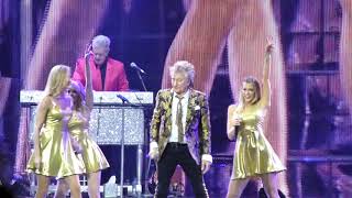 Video thumbnail of "Rod Stewart - It takes Two (The O2 Arena, London, England, 17.12.2019)"