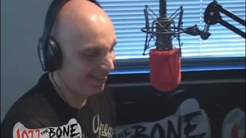 Huey Cam: Joe Satriani 04-15-09 Part 1