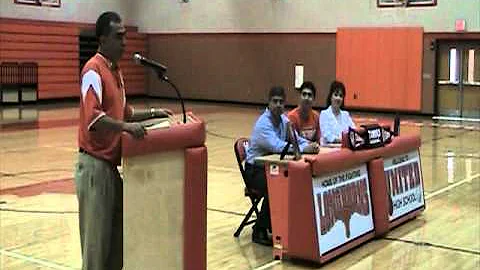 Fred Juarez signs with TAMIU basketball