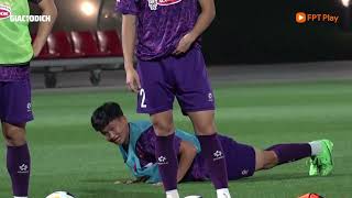 Đình Bắc cười sảng khoái khi cùng U23 Việt Nam tập dứt điểm