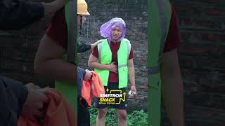 TIDAK DI GAJI 5 BULAN, KULI INI HANYA MAKAN DAUN UBI REBUS!