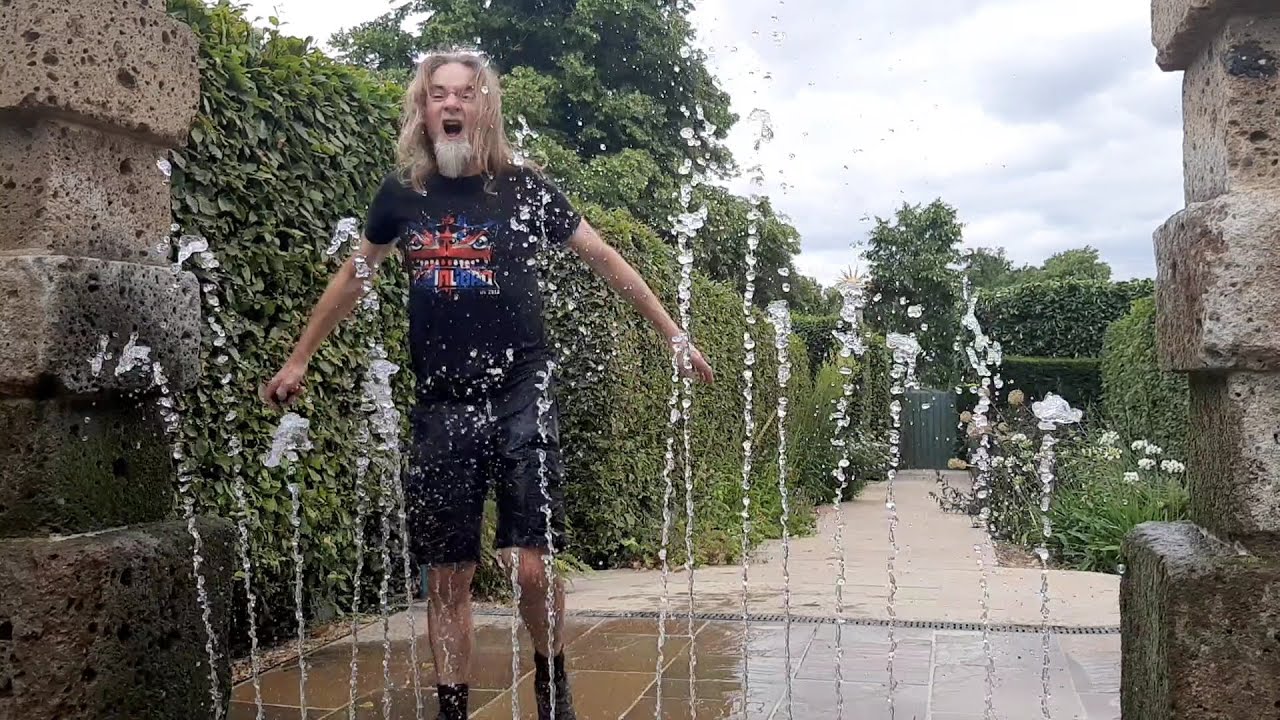 Garden of Surprises ( Burghley House / Stamford / Lincolnshire )