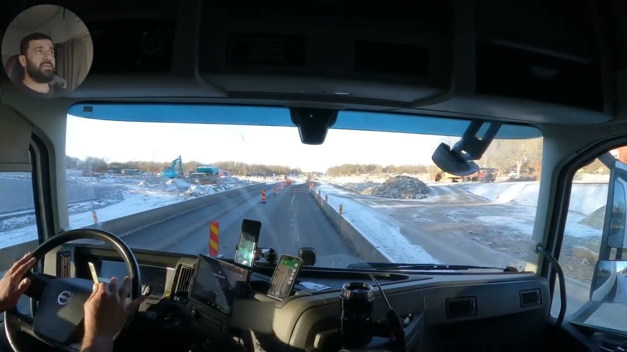 هل احتاج الى YKB و ADR لقيادة الشاحنة / سائق شاحنة في السويد