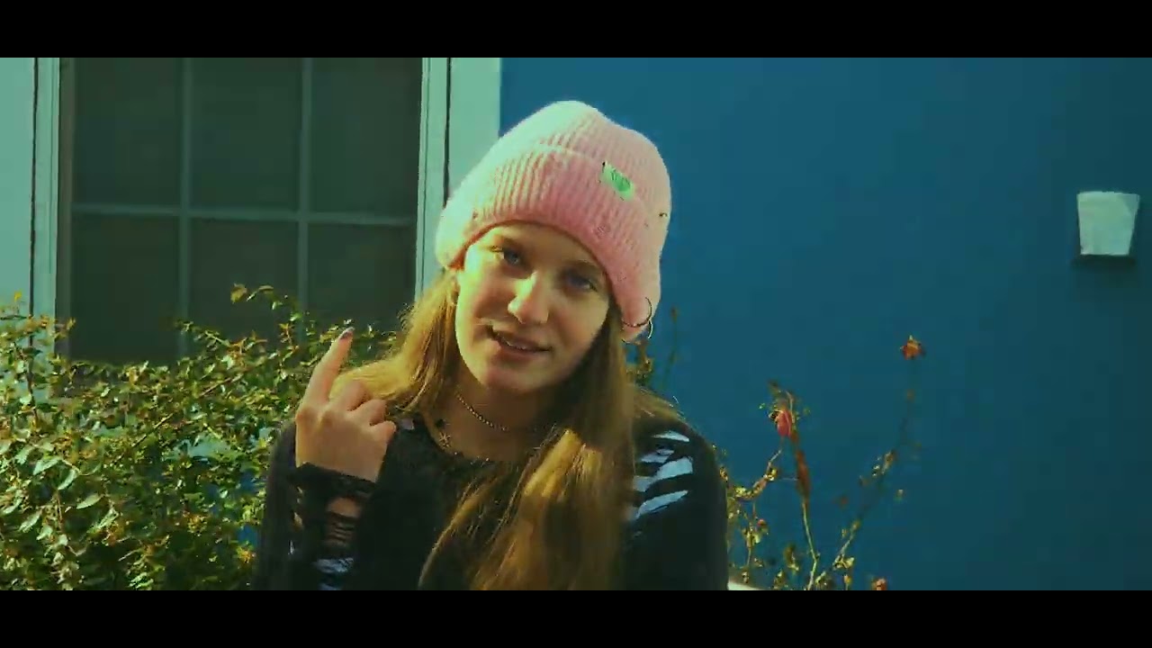 Guarda Nail Bite : Endless (Official music video) su YouTube Guarda Nail Bite : Endless (Official music video) su YouTube