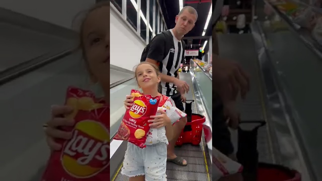 ⁣She thought it best shopping 😂 #shorts #funnyfamily