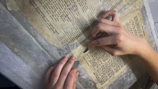 Идёт процесс реставрации Библии.