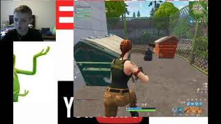 NOOB PLAYS FIRST FORTNITE GAME!!!