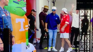 Morgan Wallen, Travis Kelce and Patrick Mahomes intro at One Night At A Time Tour!