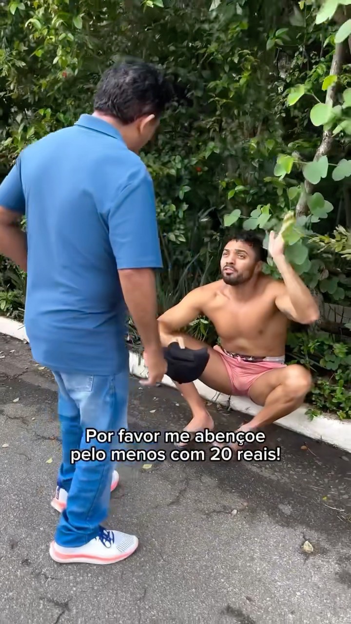 O problema é a gente n sabe pedir #memes #alegria #humor #tirulipa #academia #tirullipa #comedia